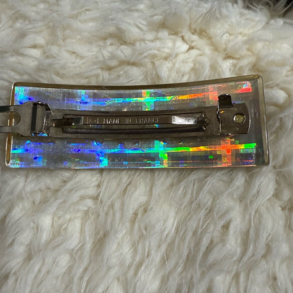 Chanel Iridescent Hair Clip - Picture 4 of 13